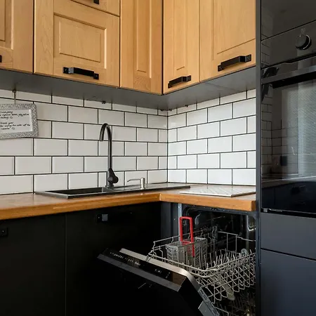 Modern Smarttv In By Renters Apartman Wrocław