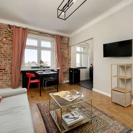 Modern Smarttv In By Renters