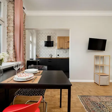 Modern Smarttv In By Renters *